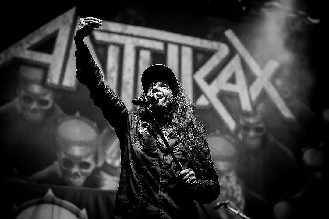 \"My fears behind me, what can I do
My dreams haunt my sleep at night\"

Happy fuckin birthday Mr. Joey Belladonna 