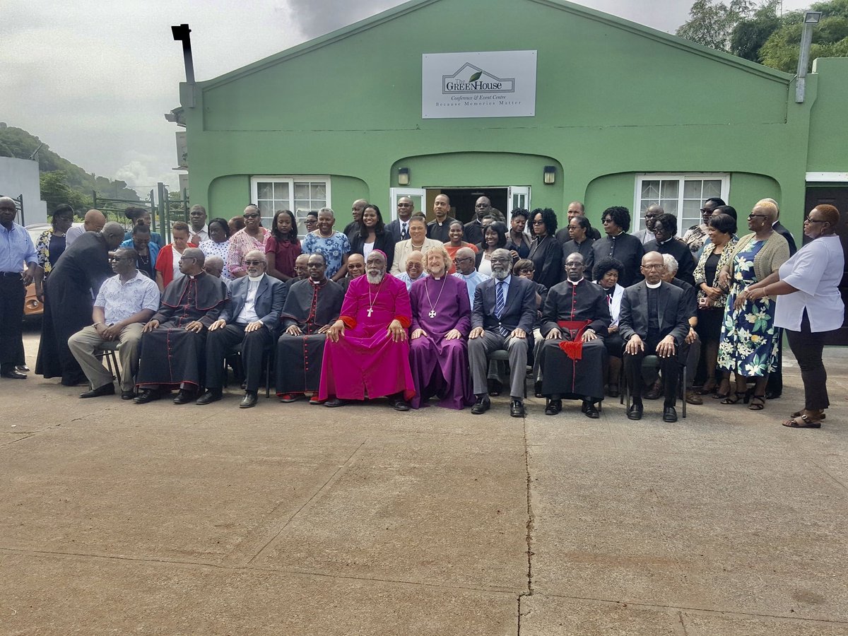Noel_Burke's tweet photo. It was truly wonderful to deliver the Daily Reflections at the four-day Triennial Holy Synod in the Diocese of the Windward Islands. #synod #stvincent #cpwi https://t.co/RJI9eAJE4h