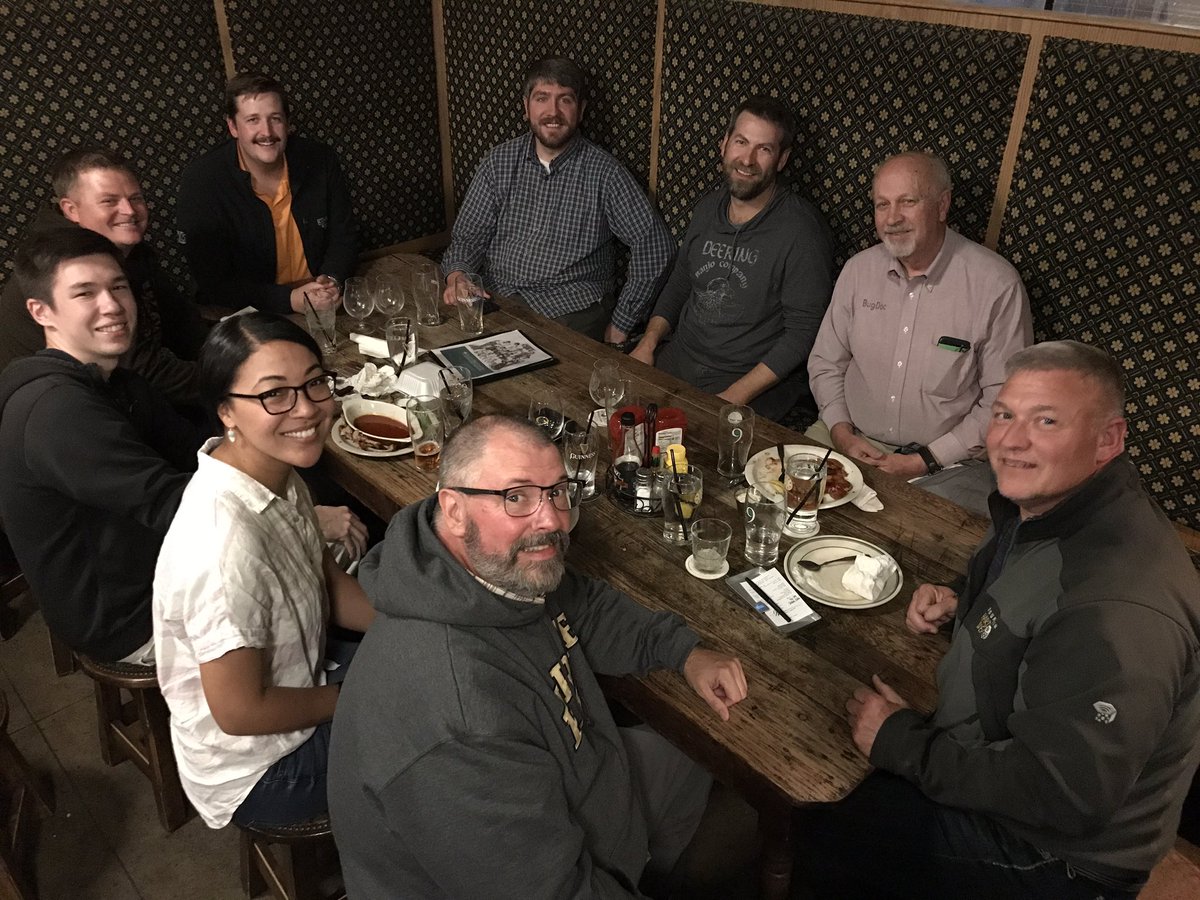 doctorDRich's tweet photo. Getting warmed up for the National Turfgrass Entomology Workshop. @TurfEnto @ohiobugdoc @ProbieAynardi @turfinsects @GarrettYPrice @bugmanjon #NTEW https://t.co/PcST59TO1y