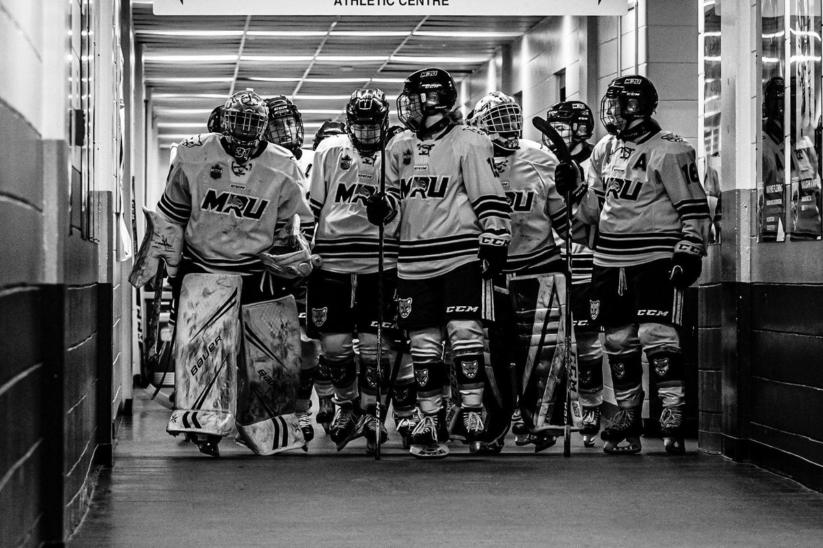 ZacharyJ_Peters's tweet photo. Wish I could shoot @MRUWomensHockey more than just once a year https://t.co/JzwwPSqZOD