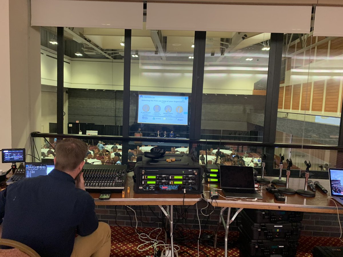 FerVal100's tweet image. Backstage

 #VirtualReality #AugmentedReality 

#xrinlearning @xrinlearning