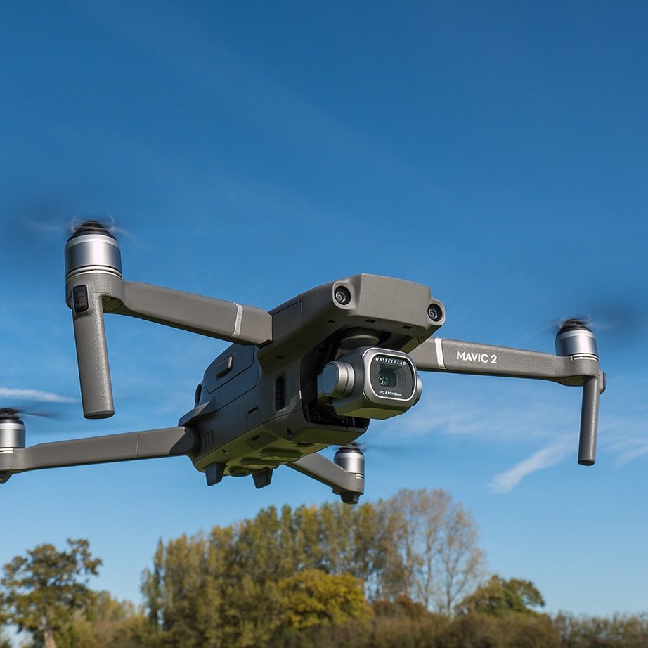 PhoenixUAVC's tweet photo. Will there be an even smaller version of this amazing little drone announced next week? #MavicMini
If there is and you want one, give us a call and we can supply it. Collect it from us and we'll go through the set-up and give you half a days flight training for free! #DJI https://t.co/3sknHBqKRE