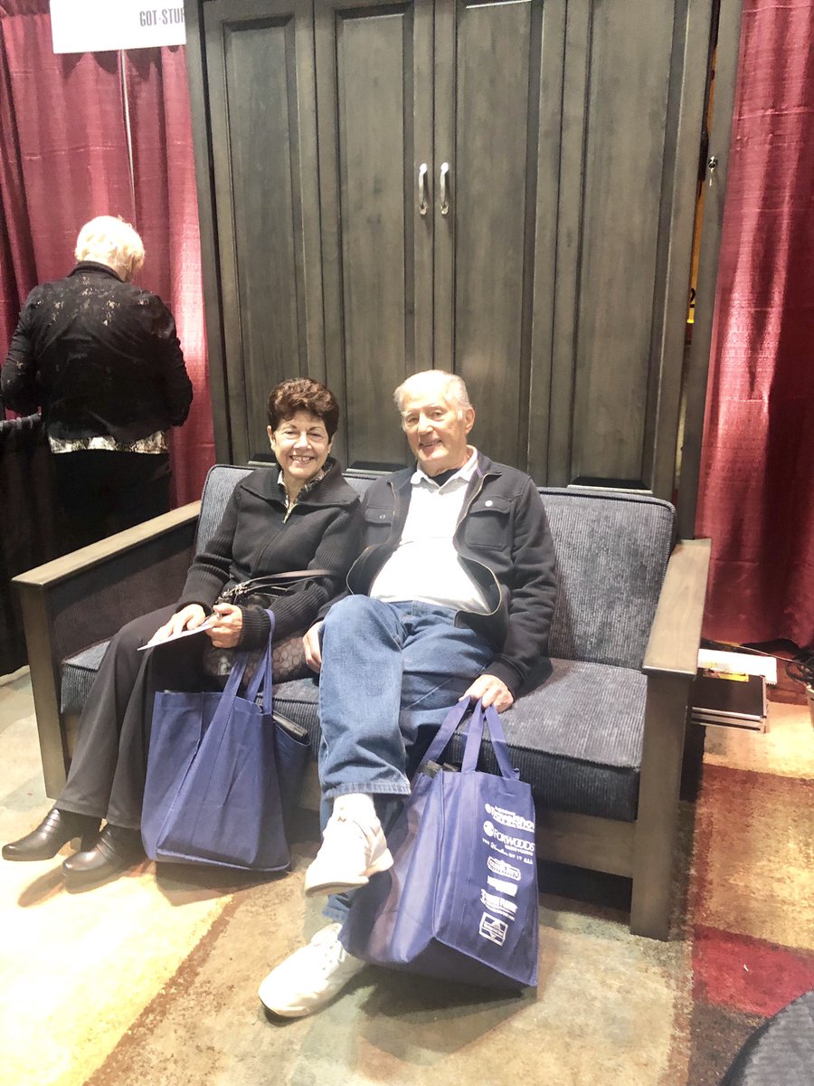 MurphybedsBroR1's tweet photo. To all the awesome people (these are just a few) who stopped by our booth at the CT Fall Home Show, thank you!! The show was a huge success and a great time was had by all! #Murphysofa #Murphydesk #Murphybed #nobodydoesitbetter https://t.co/KVrcW4KWLL