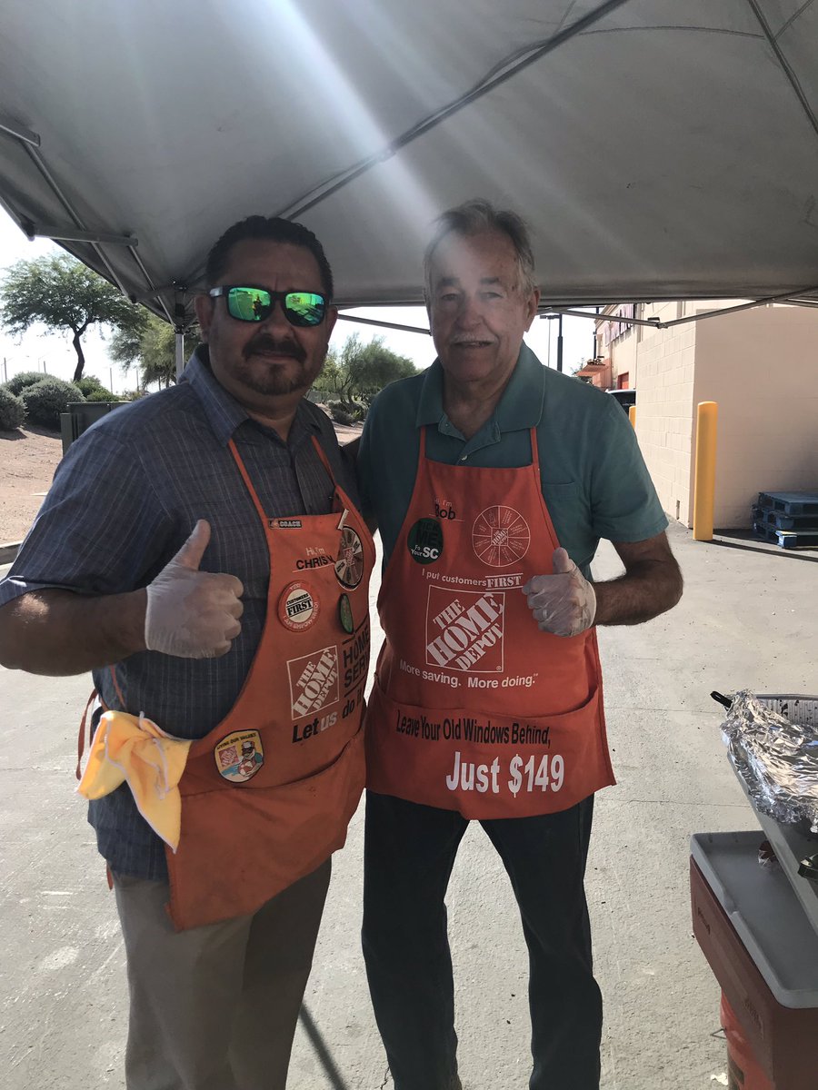 #HDE #HDI giving back this morning to Store 467. Thank you for driving quality appt for us. Good luck on #Inventory today  <a href="/CaseySmeltz/">Casey Smeltz</a> #oneteam