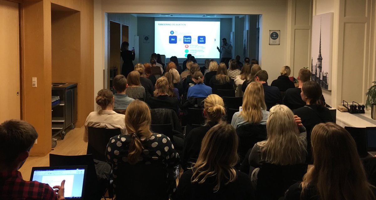 Over 60 deltagere her til aften til event om SEO og Google Ads for begyndere med dygtige oplægsholdere fra <a href="/GroupM_NextDK/">GroupM NextM Danmark</a>. 👏🏼🌟 <a href="/djoef/">Djøf</a> #komdk #digidk #SEM #SEO #GoogleAds