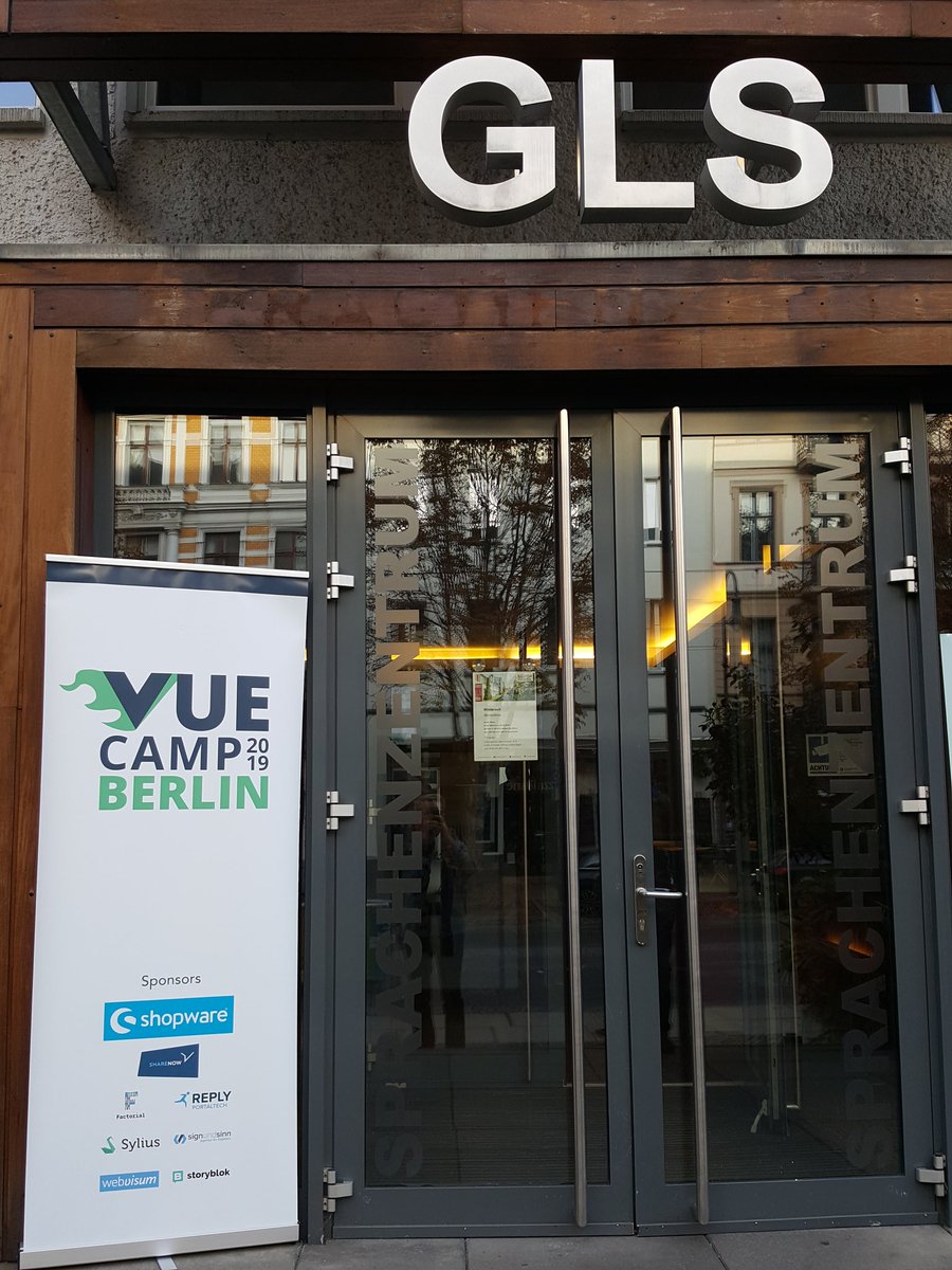 t_stengert's tweet image. Thank you @portaltechde for @VueCamp_de! It was great to meet @vuejs, @nuxt_js and @VueStorefront community members. Btw. See how @Sylius can integrate with #VueJS: bit.ly/2Nj79tV.
#vuecamp