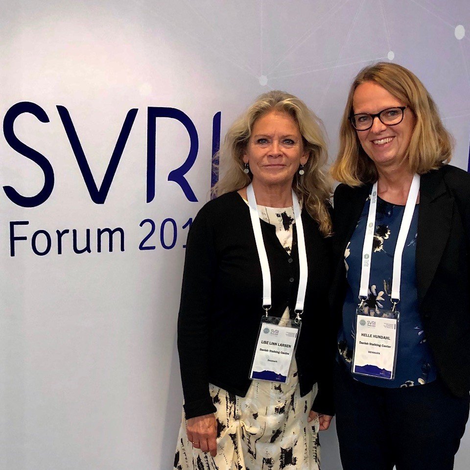 I sidste uge var Dansk Stalking Center i Cape Town, hvor vi deltog i @TheSVRI forskningskonference om bl.a. psykisk vold. Vi blev meget inspirerede og kan bruge meget af den viden vi fik, til centrets arbejde med mennesker, som må leve med stalking.
 #SVRIForum2019 #timeisnow