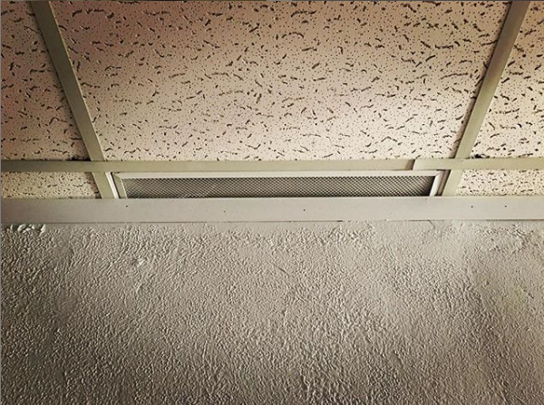 Con_tractors's tweet photo. Just a slight miscalculation
#contractor #handyman #construction #electrical #plumbing #roofing #badconstructionjob #badcontractor #contractorlawsuit #shadycontractor #badhandyman #shoddyconstructionjob #mickymousejob #shoddywork https://t.co/loOll8l2cZ