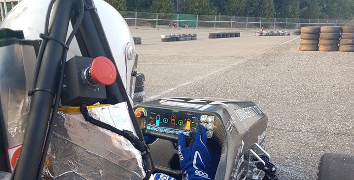 RelecElectronic's tweet photo. "Relec is committed to supporting the next generation of engineers" 🔧🎓

We at Relec donated to Team Bath Racing with an 8-inch LVDS TFT display, to go into the team's TBRe_2019 prototype racecar! 🏎💨💨
https://t.co/D6SMO3IHJS

#TeamBathRacingElectric #RelecElectronics https://t.co/Q0iQvIdxt4
