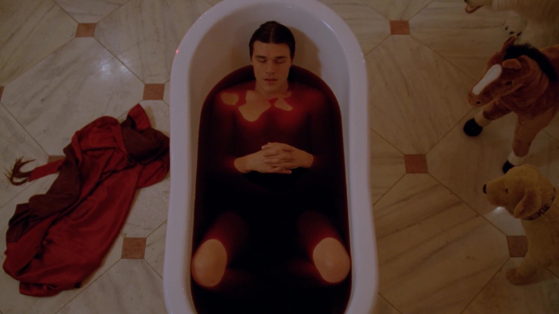 Happy 35th Birthday to Finn Wittrock! 