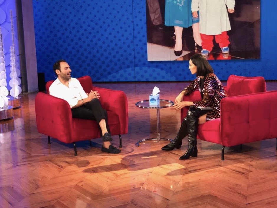 Il cuoco <a href="/parisi_pietro/">Pietro Parisi</a> racconta la sua dura lotta contro l’obesità 
#VieniDaMe <a href="/caterinabalivo/">Caterina Balivo</a>