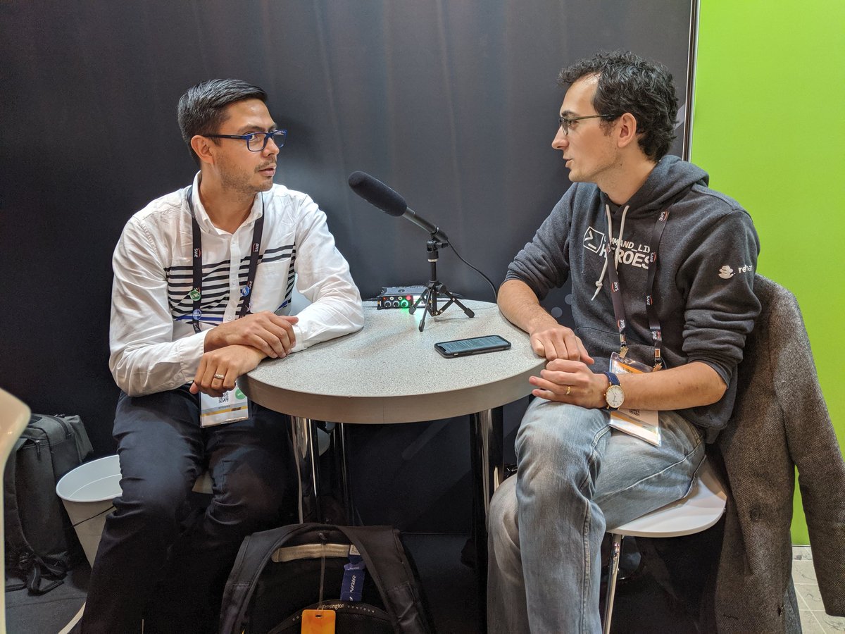 JulieCarbone's tweet photo. Come and find us at the #redhat booth and help #CommandLinePod with an interview #ossummit https://t.co/lb6Z66nQ6A