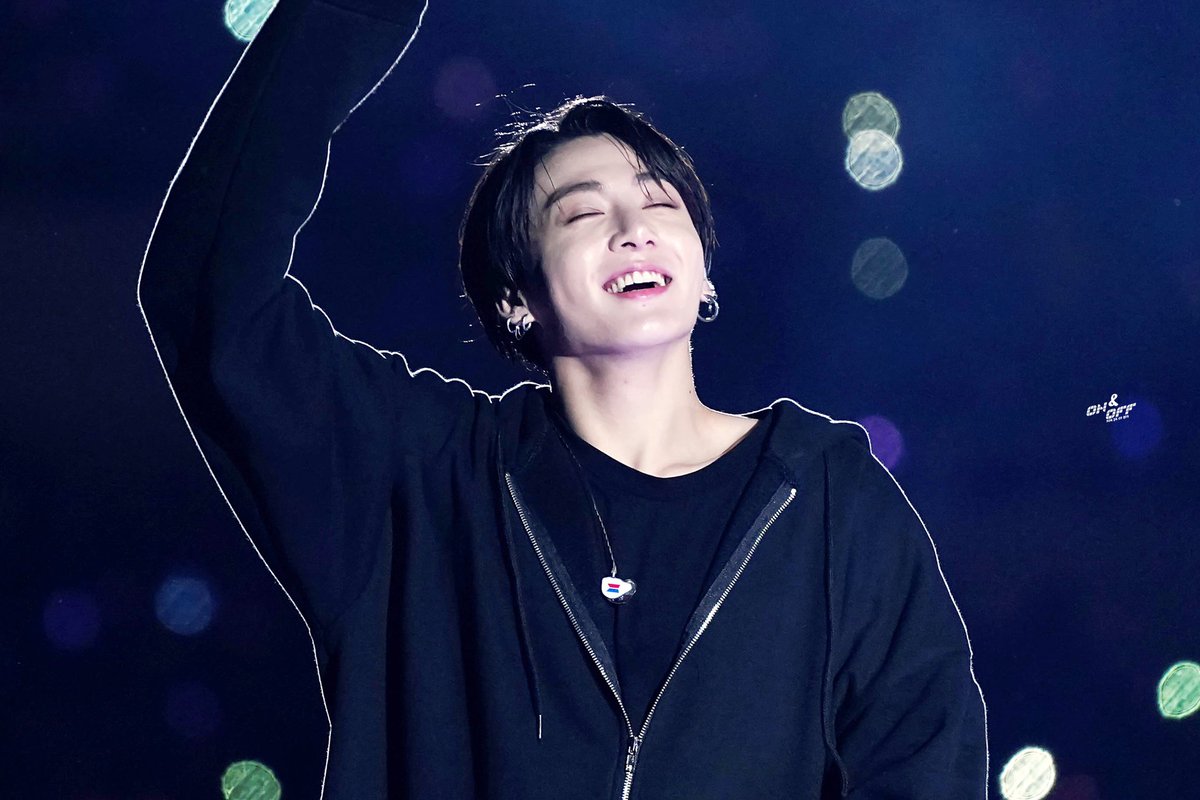 ONANDOFF_JK's tweet photo. 191027 SYS THE FINAL @BTS_twt 

정국이 미소는 마음이 몽글몽글 따땃
🥰🥰🥰🥰🥰🥰🥰🥰🥰🥰
#정국 #JUNGKOOK #ジョングク https://t.co/1ye4eiF6OB