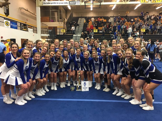 OhioLatest's tweet photo. Springboro Cheer is headed to Nationals! Congratulations to the Comp squad on 2nd place and the Game Day Squad on 4th place today at Regionals! 

#SpringboroCheer

#SpringboroSports https://t.co/wLBWIBvXlE