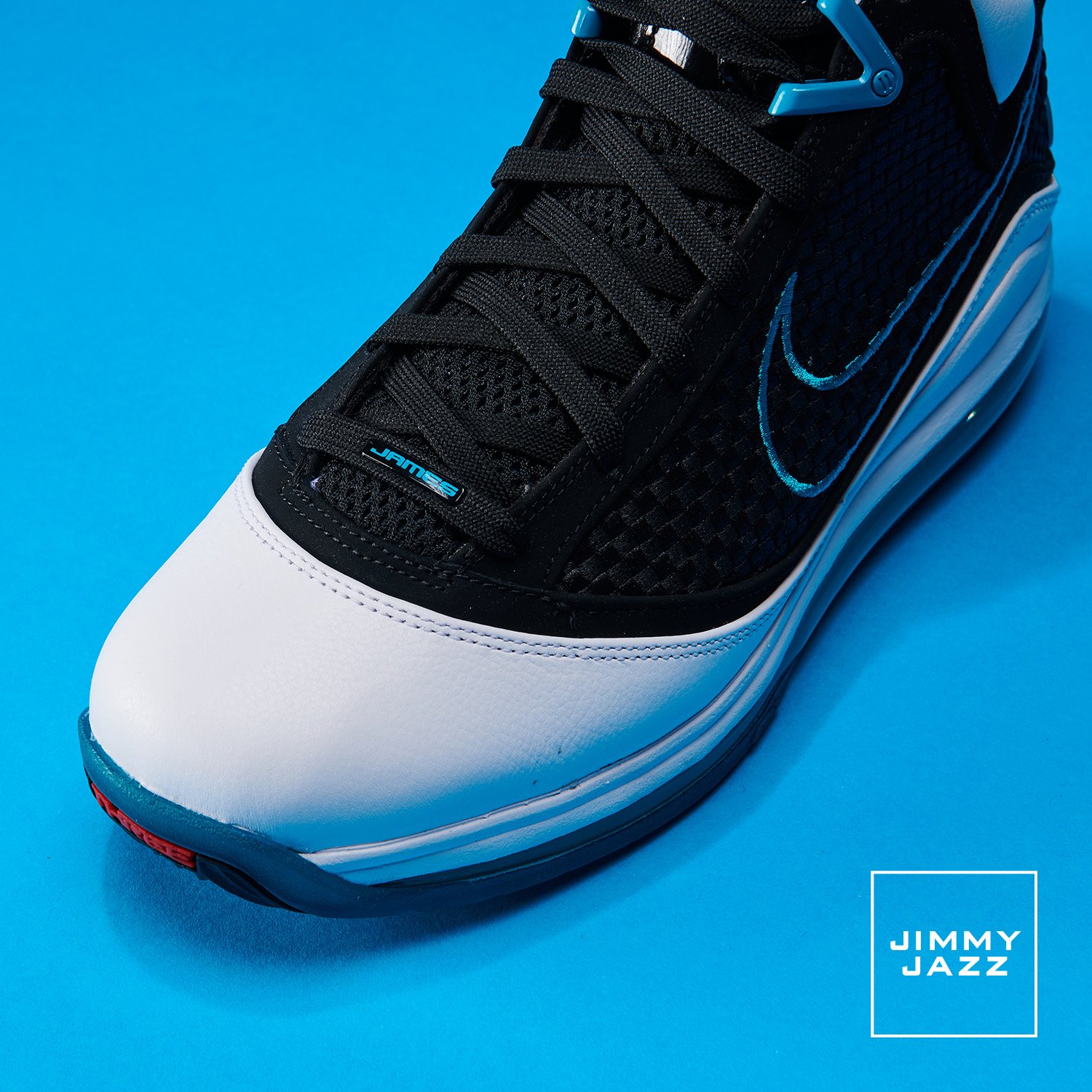 lebron primetime shoes