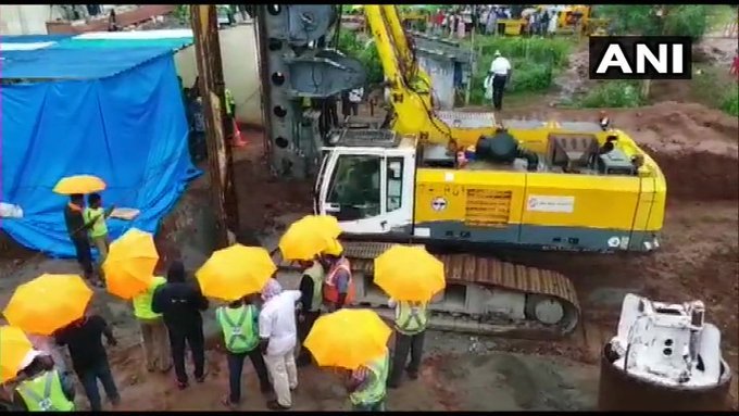 SriLankaTweet's tweet image. Officials who are heading operations to rescue Sujith, says that it will take the team another 12 hours to rescue the two-year-old. Rig machine digs upto 63 feet as operations proceed for 73 hours.
-India Media 
#PrayForSurjith 🙏
#SaveSurjeeth 🙏
#SujithWilson