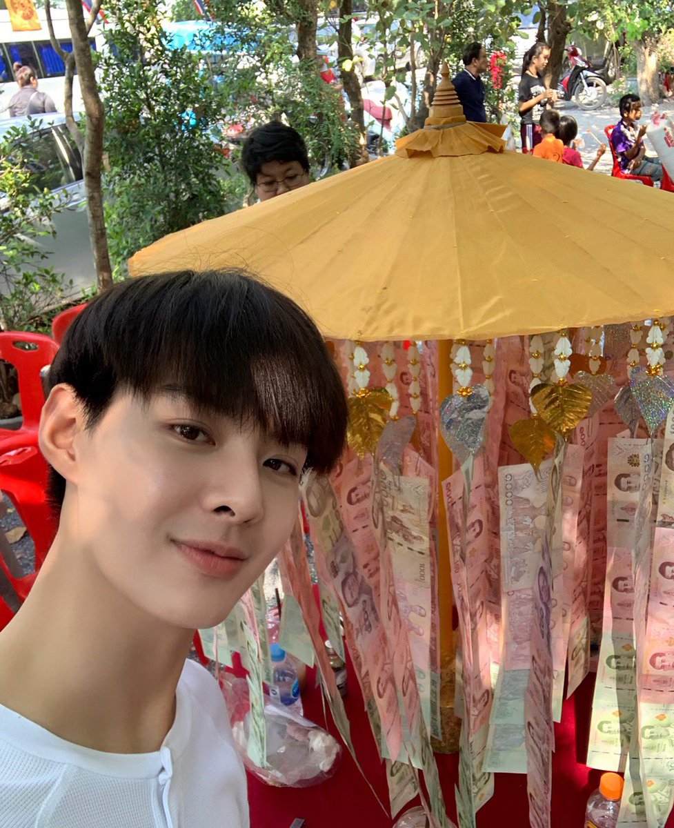 15373296wer's tweet photo. @Saint_sup #Saint_sup #MingEr
#MingEralwayswithSaint #ProudofSaint  #fallinginlovewithSaint 
MingEr only love you forever, baby Saint😚😚
Cr,logo https://t.co/ZnmDTW6J4W