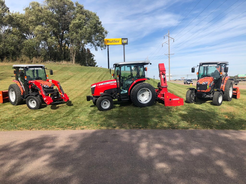butlermachinery's tweet photo. Bring on the snow.
#masseyferguson #snowtires #invertedsnowblower #tractorwrap #compacttractor #utilitytractor #butlermachinery #butlerag https://t.co/H6O2mrbLK9