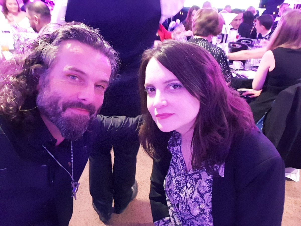 Super chuffed for #RobinHood Town Tour to have won 'Tourism Experience of the Year' at #NottinghamshireSTARS19 Awards 🎯Robin &amp; noble Marian @SylviaRobsonlive it up, in disguise 🍻 Winter be upon us but Private tours available! <a href="/VisitNotts/">Visit Nottinghamshire</a> <a href="/No1tingham/">No1tingham</a> <a href="/NottinghamRocks/">NottinghamRocks</a>