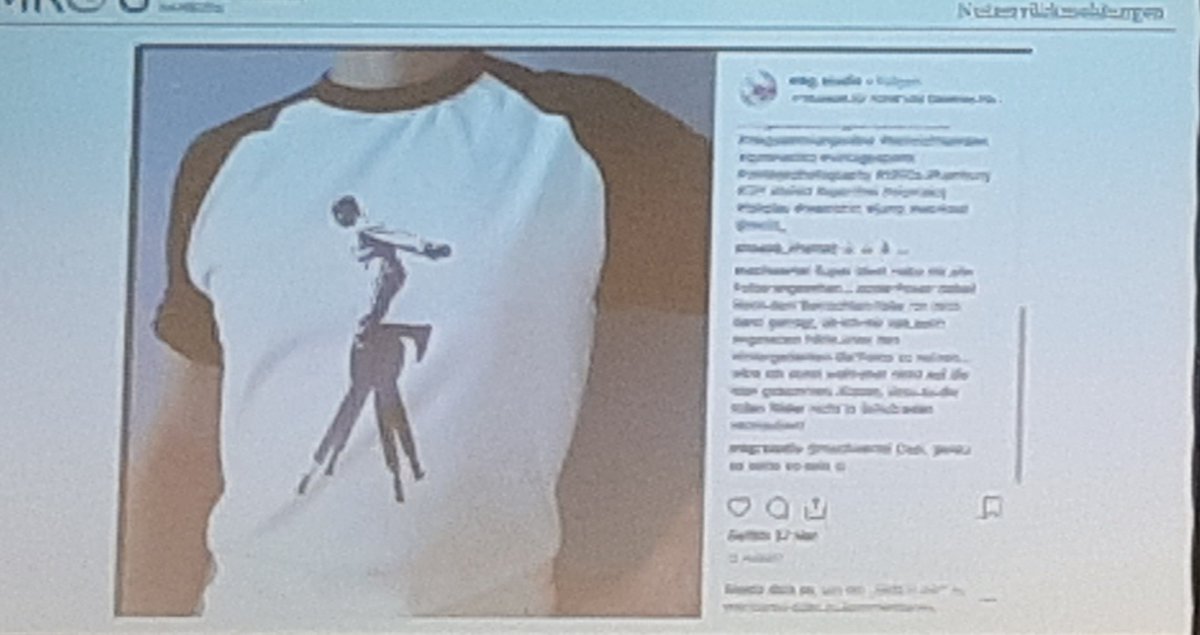 VansoestAnne's tweet photo. Künstlerische Partizipation <3 

Art! Make it your own!

MKG Hamburg hat viele Objekte Online um neue künstlerische schöpfung zu initiieren! Finde ich super! 

@kulturBdigital @_AntjeSchmidt @TSBBerlin

https://t.co/sDZMBgFzHS

Hier ein Beispiel: https://t.co/dJvEqk7dPx