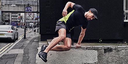 PorscheDesign's tweet photo. The #PorscheDesign #ActiveTee: high-performance design and functionality for your best training session yet. Its raglan sleeves and breathable, mesh material are made for movement – a must-have for your everyday workout. #PorscheDesignSportswear #FallWinter19 https://t.co/07973mT746