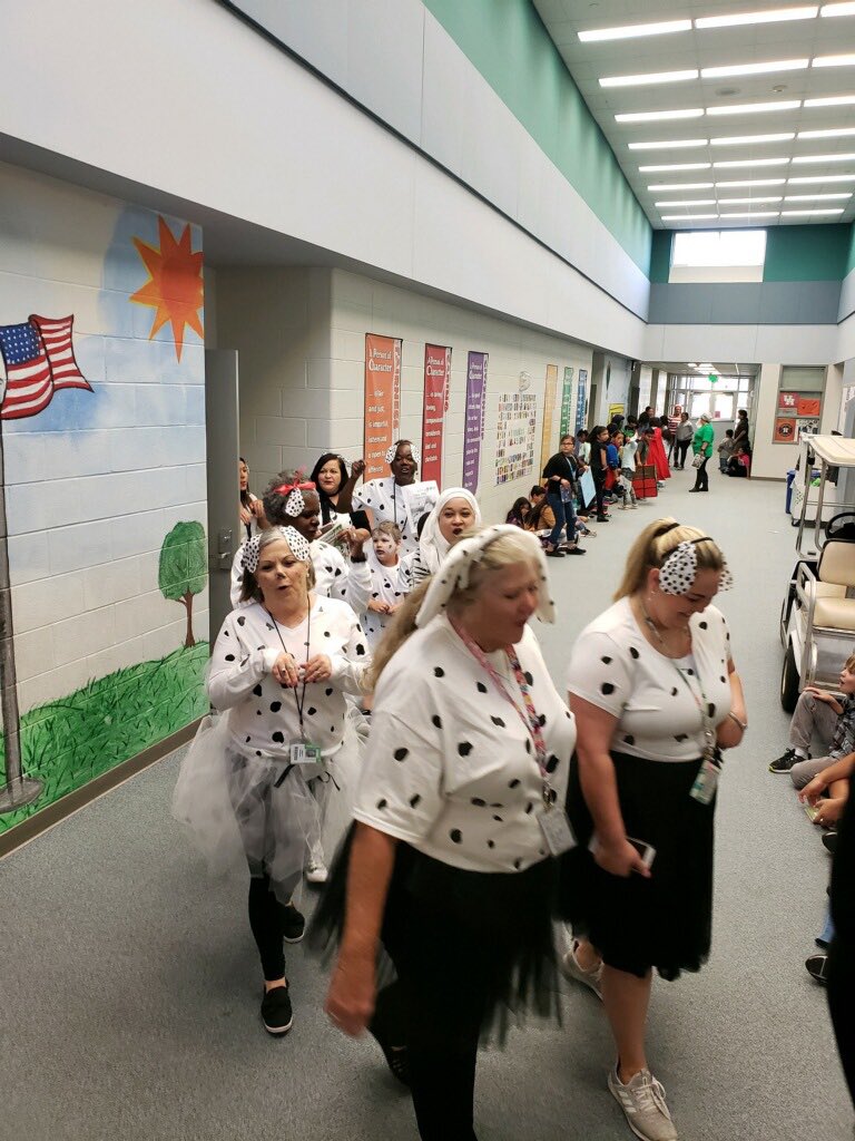 The Disney Princesses are kicking off the Book Character Parade because My Character Counts: I’m Drug and Bullying Free <a href="/franz_firebirds/">Franz Firebirds</a>! <a href="/katyisd/">Katy ISD</a> <a href="/KDMSylvan/">Yvette Sylvan</a> <a href="/edielee1981/">Edie White</a> #RootedInExcellence #RedRibbonWeek2019