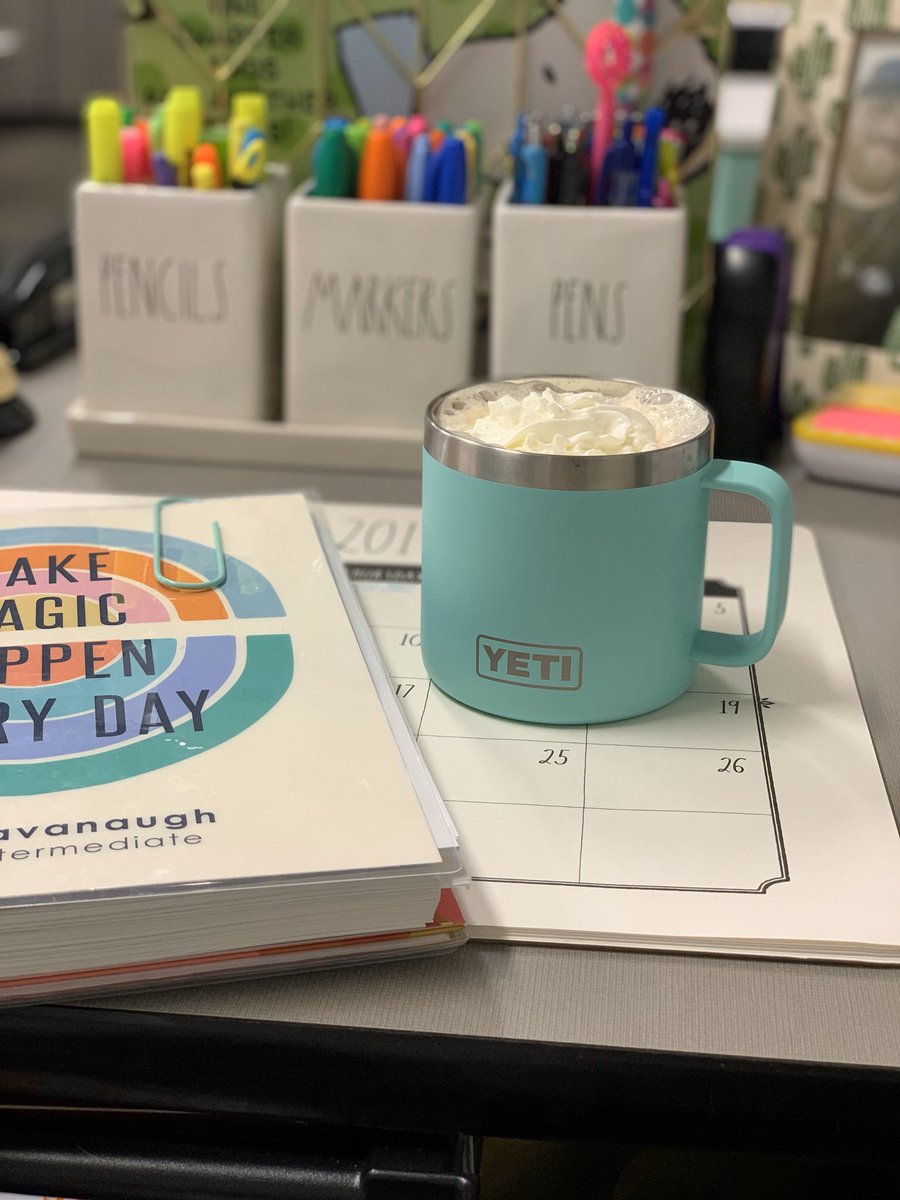 HailzCavanaugh's tweet photo. What’s a Monday without fancy coffee in a big mug? https://t.co/9L0JwUYyuY