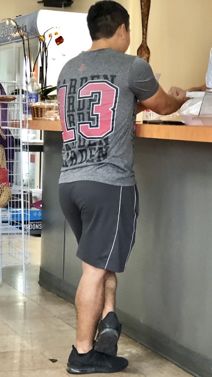 SakoraincA's tweet photo. There’s something sexy about short guys and this one was super sexy!! #shorty #littlebitty #sexy #sexybutt #menass #nalgon #culoaguantador #culomacho #chaparrito https://t.co/J8mFlrGjA1