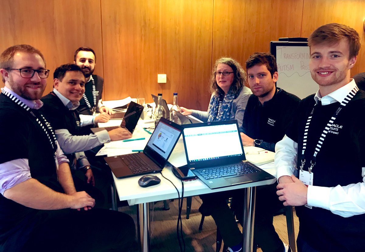 TEAM <a href="/transformingaut/">TransformingAutism</a> &amp; <a href="/NetSuiteEMEA/">NetSuiteEMEA</a> #ProBono staff at #SuiteConnectUK #Buildathon4Good!