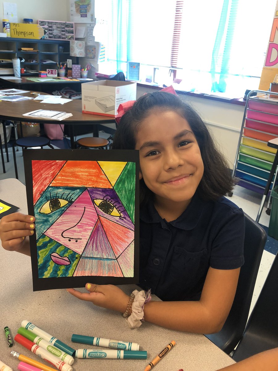dewestudio's tweet image. Spent my Monday morning working with these amazing 4th grade artists!!! Fraction Faces inspired by Picasso’s Cubism is a great way to merge math and art together! #TAPprogram #artintegration #artteacherlife #K12ArtChat
