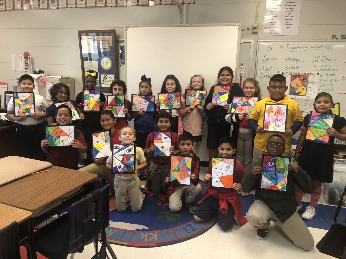 dewestudio's tweet image. Spent my Monday morning working with these amazing 4th grade artists!!! Fraction Faces inspired by Picasso’s Cubism is a great way to merge math and art together! #TAPprogram #artintegration #artteacherlife #K12ArtChat
