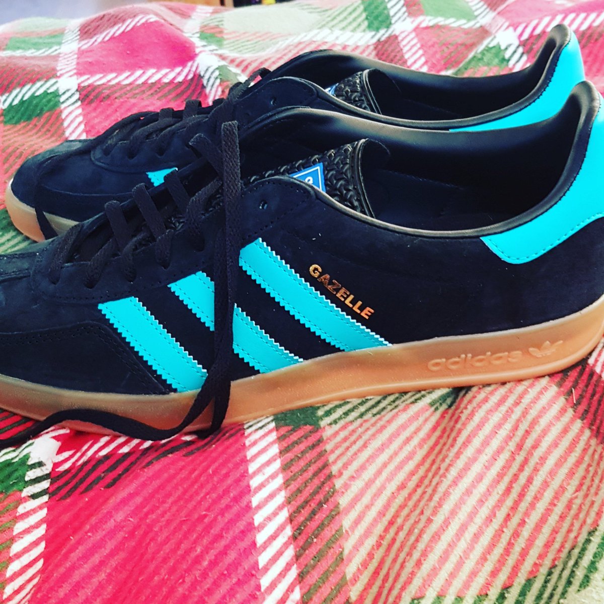 New sneaks #threestripes #gazelles #adidas #weekendantics