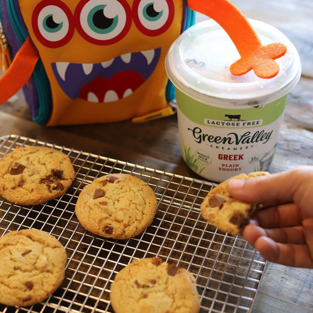 Have you tried adding #lactosefree Greek yogurt to your cookie batter to add protein the little ghouls' sweet snacks? #bakingseason #afterschoolsnackidea #fallsnack #falltreats #trickortreat #halloween