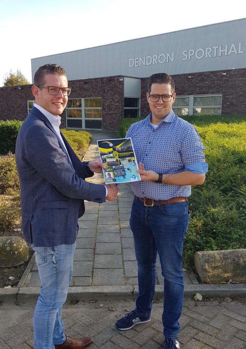 Spaar vanaf vandaag de toppers van Hovoc bij de Albert Heijn Horst! Bij iedere €15,- aan boodschappen ontvang je 1 setje plaatjes, onze voorzitter Bas Janssen is alvast begonnen!