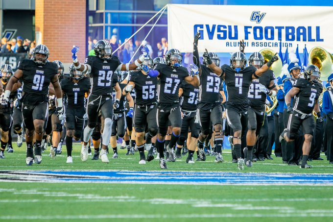 It's Game Week!!!! Your <a href="/gvsufootball/">GVSU Football</a> team is back home on Saturday with a 4pm kickoff.  Let's get your week started w/ FREE 🍕 from Hungry Howie's. RT now for your chance to win!!!

Students get your digital 🎟️for Saturday's game here 👇
bit.ly/GVSUvsWJC