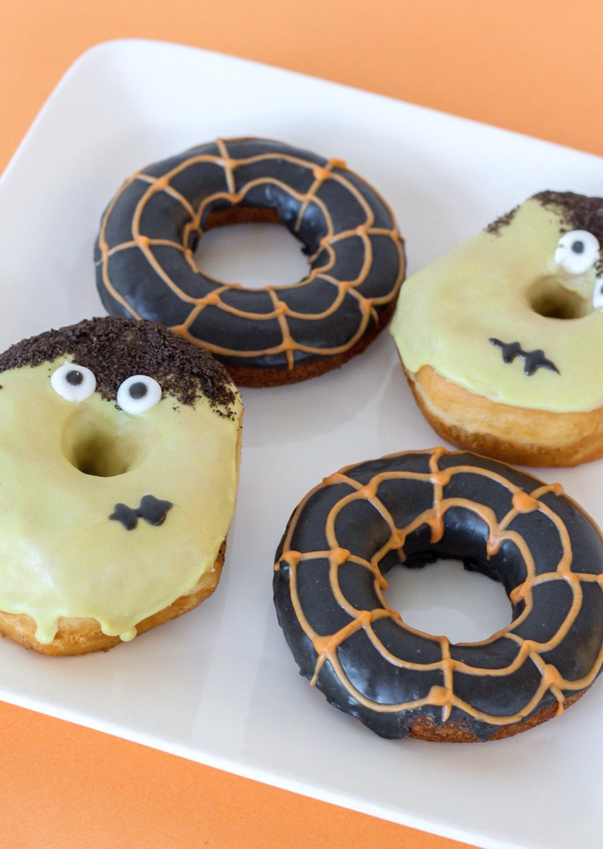We have a couple spooktacular Halloween specials coming for ya this Halloween! 😱

🕷Spider Web &amp; 💀Frankenstein (V)

Available Halloween Day at all Cartems locations, while supplies last. Also available for preorder (with 48-hour notice). 🖤
#cartemsdonuts #donuts #halloween