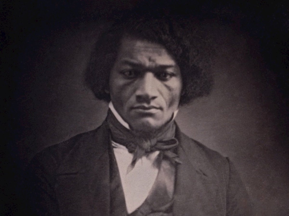 Abolitionist Frederick Douglass was the most photographed American of the 19th century.  He recognised the power of photography to change opinions and used his own image extensively to campaign against slavery  #historyofseeing #BlackHistoryMonth2019 #asfarastheeyecansee