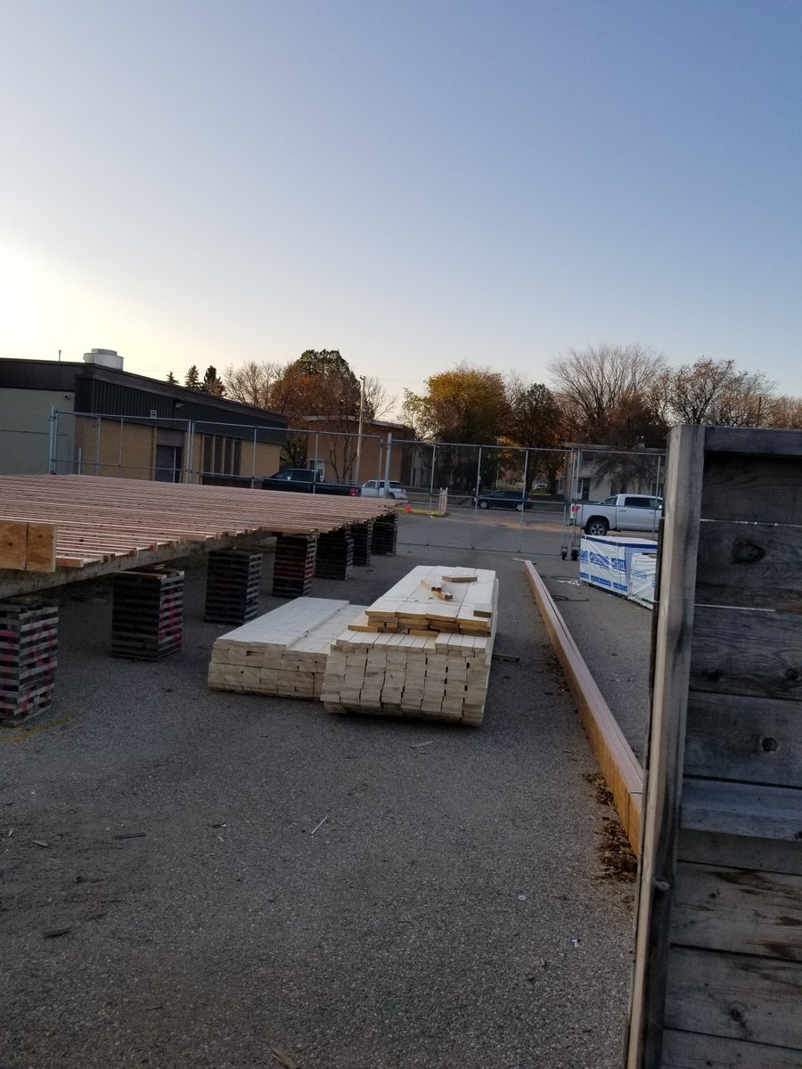 EDFeehanHS's tweet photo. From starting with sheds to getting the floor and walls up, our construction students are hard at work on this year's house! #constructionclass #interiorfinishing #wallstostoptheblowingsnow @GSCSNews @Breck_Construct @tradesandskills https://t.co/KgQdD4w3sa