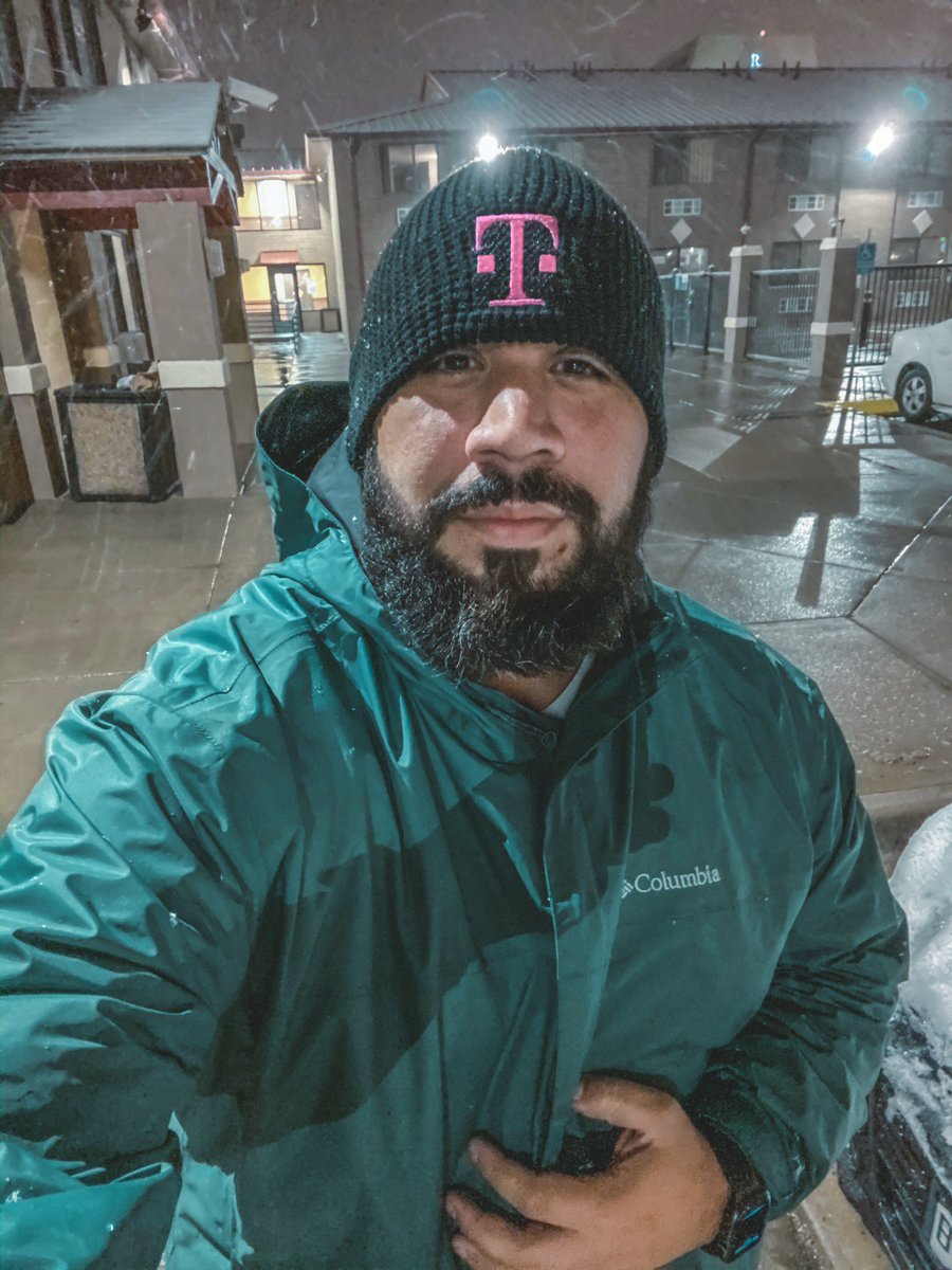 Tmobileone1's tweet photo. Had to rep that Tmobile swagg in Colorado during a snow storm and it keep me warm ...❄️🧤❄️🧤❄️🥾🧦 https://t.co/cesoSltlUq