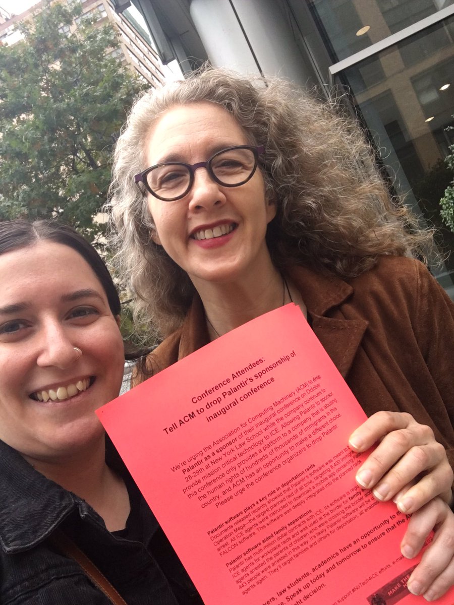 JFREJNYC's tweet photo. Members of @JFREJNYC and @MaketheRoad are here today to talk with lawyers, law students and scholars about @PalantirTech. We hope @TheOfficialACM does the right thing and drops Palantir as a sponsor by tomorrow. #NoTechForICE #ACMSymposium https://t.co/unuOzmyQFm