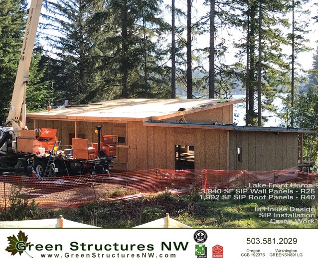GS_NW's tweet image. 3 SIP roofs in 2 days!  Achieved a R40 with 10" @PremierSIPs with minimal thermal breaks.  1,992 SF included 2 lower roof and 1 upper roof.  Just 2 days to Set, Insulate, Sheath and install Vapor Barrier so it is ready for roofing.  #BuildGreen #GreenBuilding
