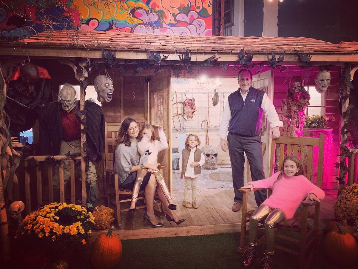 Julie Banderas tweet media