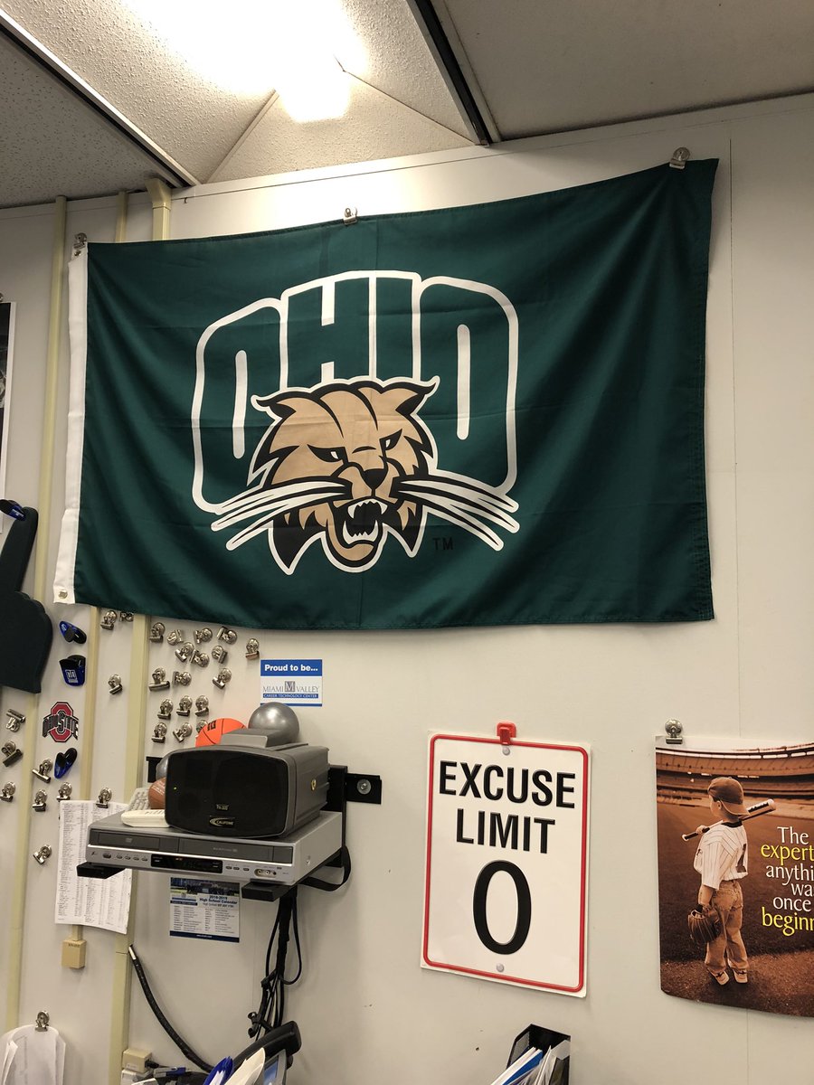 DrStrode's tweet photo. Excited to present on sport marketing to @MVCTC_SM juniors and seniors. #smsports #OHIOFamily #futurebobcats https://t.co/IoFbz1BM4m