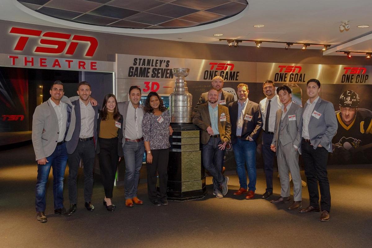 elavon's tweet photo. On October 24th we gathered for our first Elavon LIMITLESS solution showcase at the historic @HockeyHallFame in Toronto. It was a great night and we THANK all the partners and teams who joined us to see the future of #payments is LIMITLESS. https://t.co/EFxJGRDTt1