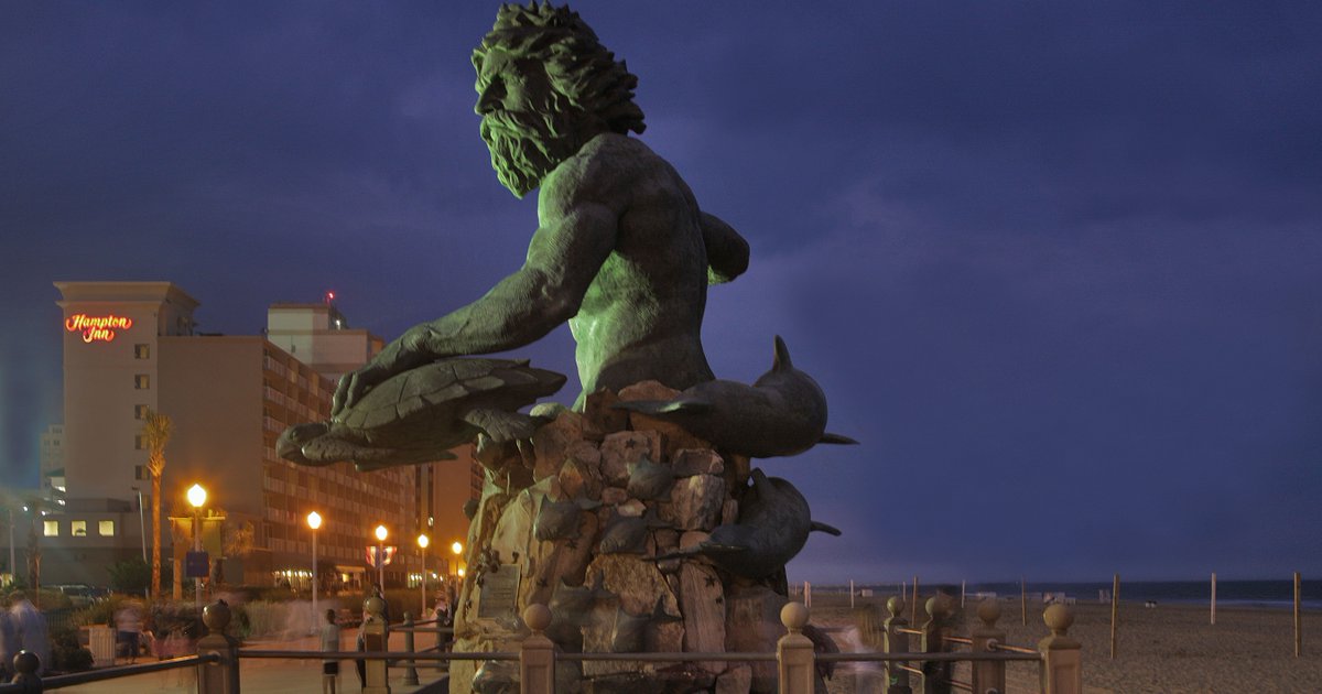The many faces of King Neptune. Is it us, or do his eyes follow you everywhere you go? Find out on the Boardwalk. 
.
.
.
#VirginiaBeach #HamptonInnVABeach #virginiabeachoceanfront