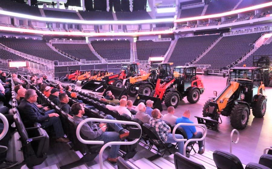 The Milwaukee Bucks arena proved the ideal spot for <a href="/manitou/">Manitou</a> and <a href="/GehlEquipment/">GEHL Compact Equipment</a> to tip off a new era in North America. Details at the <a href="/CEGltd/">Construction Equipment Guide</a> site: bit.ly/2q2cQ7O

#CleanfixFans