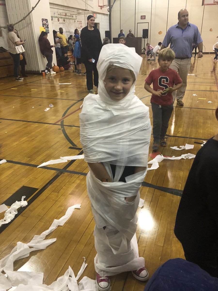 South Country School tweet media