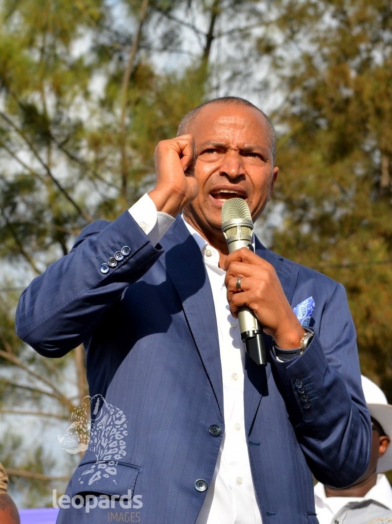 GroupLeopards's tweet photo. @moise_katumbi sous tous les angles et dans tous les états. Samedi 26 octobre 2019. Tous les photos et vidéos hautes résolutions à chez #LEOPARDSIMAGES. #RDC https://t.co/mz9bc8S17d