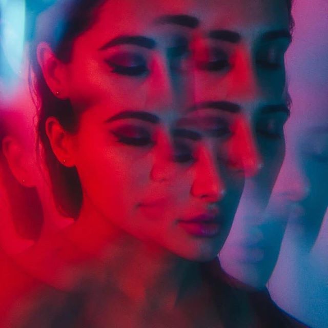fakhrinargis07's tweet photo. Life is like a kaleidoscope, intricate, ever changing and beautiful. - .
When bae @mattalonzo creates 📸
Make up &amp; Hair by : ME 💁🏻‍♀️💄. https://t.co/R8Gjy5Hncx