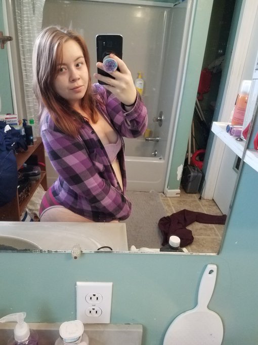 Baby,I'm back and I'm better.  #cashapp #paypal #FinDom #snappremium #money https://t.co/MaxRtKx3Z6<a href="/tag/cashapp"class="tags">#cashapp</a><a href="/tag/paypal"class="tags">#paypal</a><a href="/tag/money"class="tags"><span>#money</span></a><a href="/tag/findom"class="tags"><span>#findom</span></a><a href="/tag/snappremium"class="tags"><span>#snappremium</span></a>